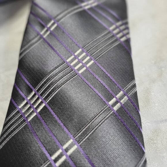 Michael Kors Tie. Gray background with Purple and White Stripes. - Picture 2 of 3